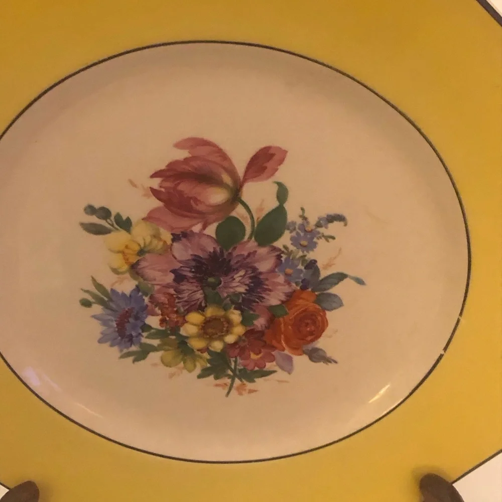 Wedgwood Etruria Yellow Floral Dessert/Sandwich/Salad Plates; Octagonal; PRETTY - Picture 5 of 6